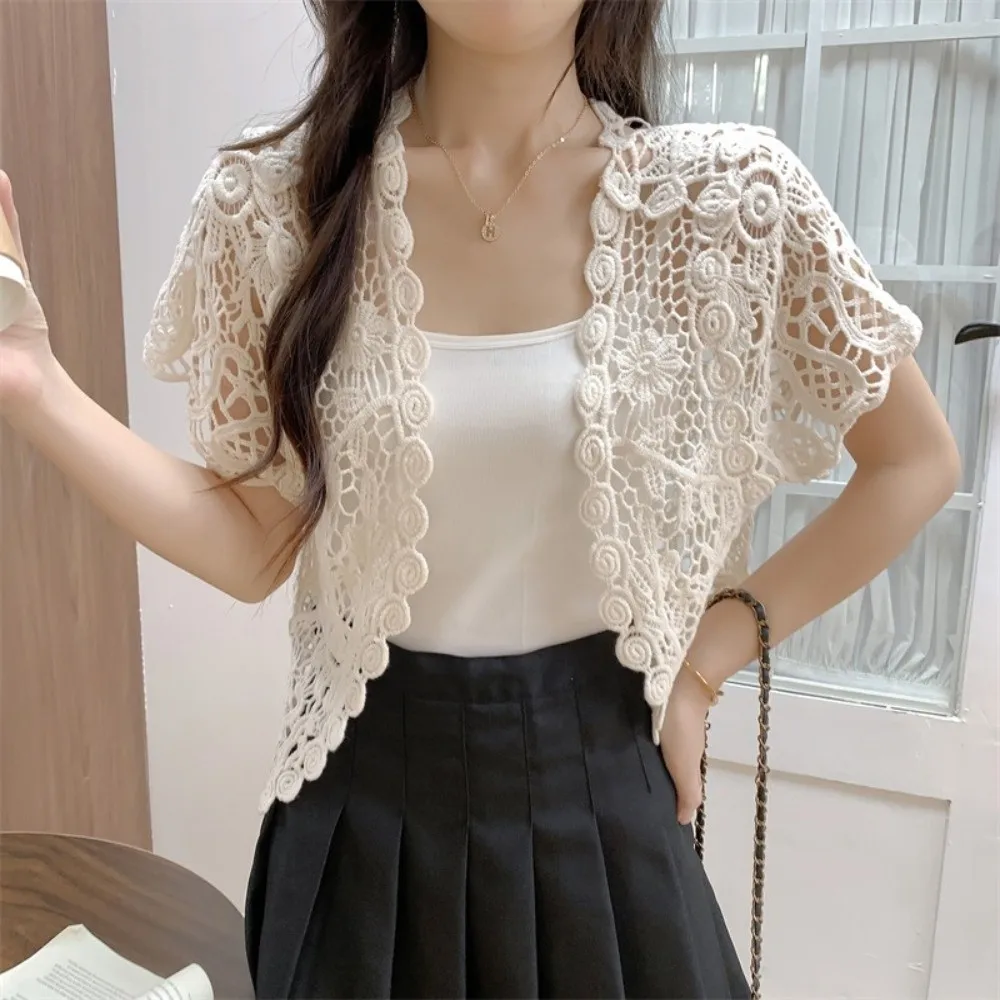 Elegant Black/White Bridal Summer Jacket Open Front Crop Style Lace Cape Short Sleeve Floral Pattern Knit Vest for Women