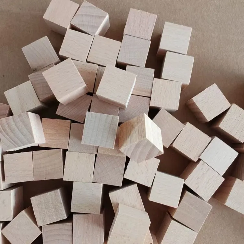 

28Pcs 3.5x3.5cm Unfinished Wood Blocks, for Photo Cubes & Holiday Decor
