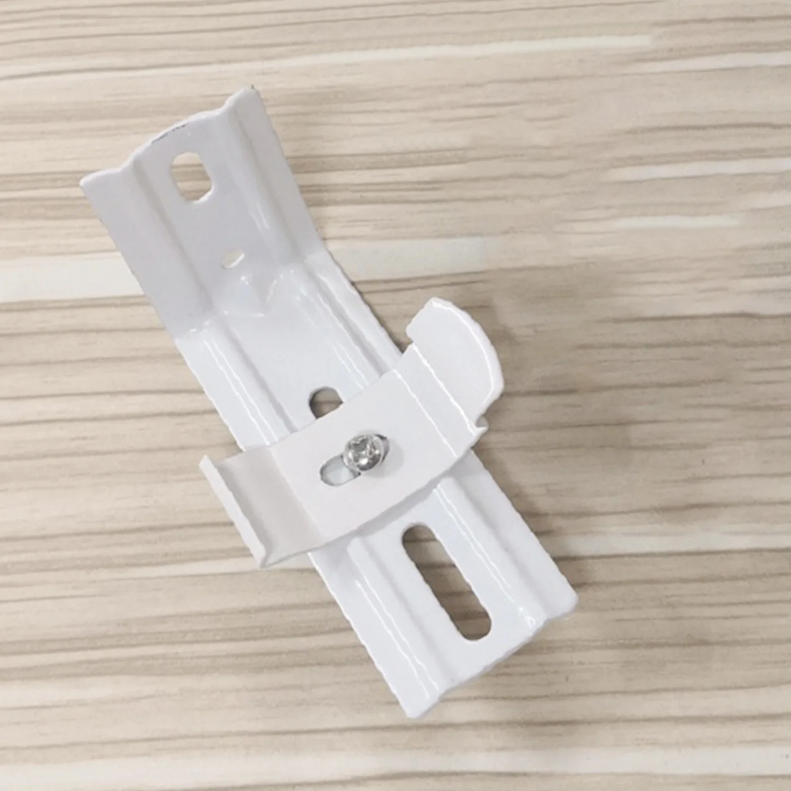 

20Pcs Curtain Fixed Plates Vertical Curtain Track Accessories DIY Metal Repair Plates Replacement Tools