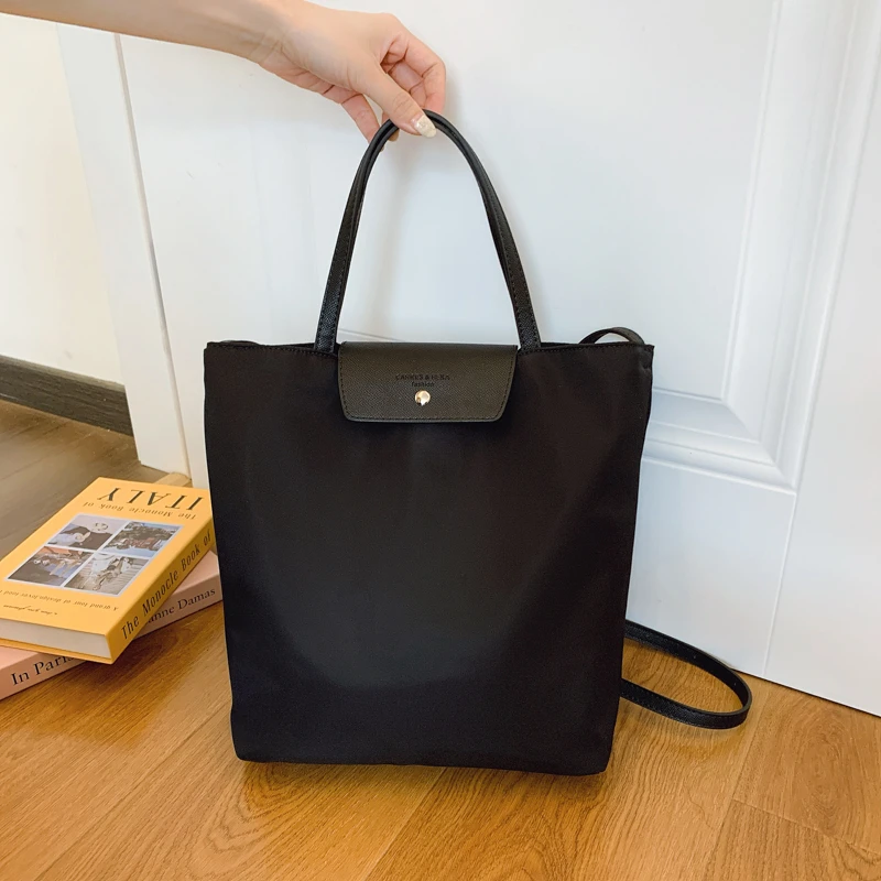 

Lightweight Women Crossbody Bag Soft Faux Leather Shoulder Bag Ladies Minimalist Handbag For Everyday Use