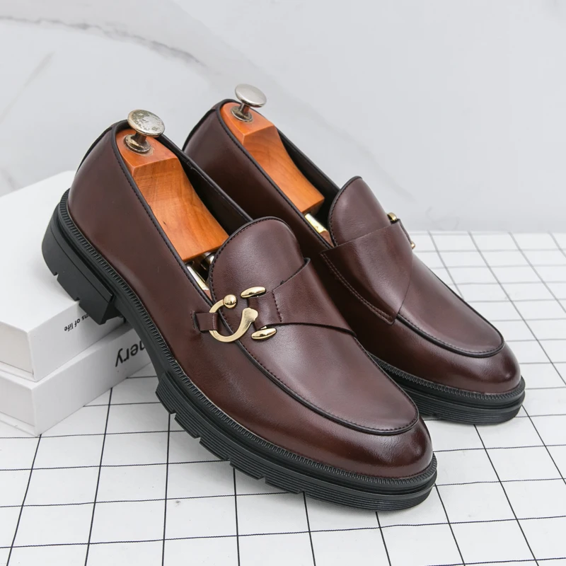 

Classic Men Loafers Black Brown Men Casual Thick-soled Light and Fashionable Small Leather Shoes Wedding Banquet Shoes Men