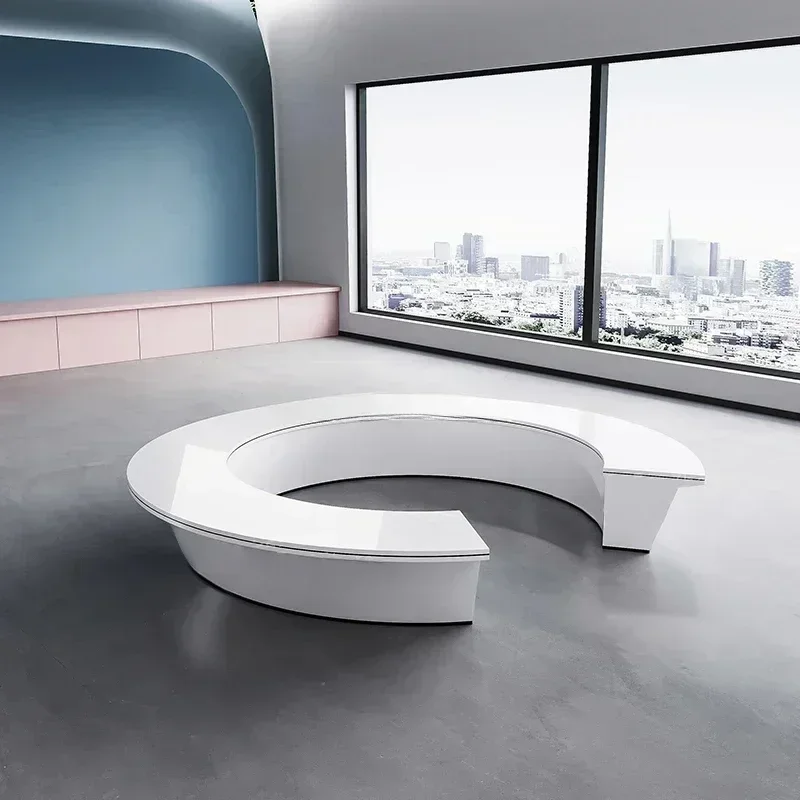 Tavolo da conferenza rotondo Negoziazione Grandi tavoli e sedie da ufficio Arc Command Center Amministrazione delle riunioni