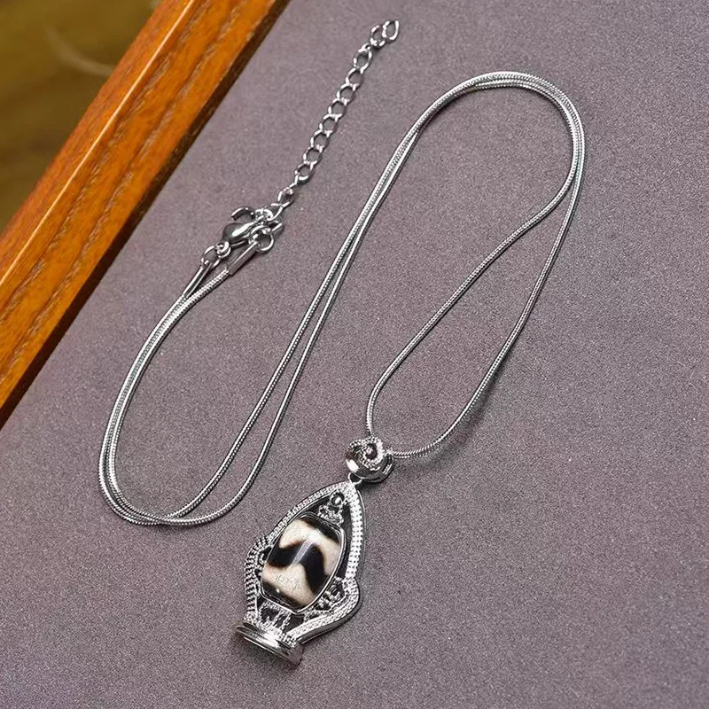 Naszyjnik z zawieszką z naturalnego agatu i tygrysiego oka z zapięciem, prosty i stylowy naszyjnik unisex.