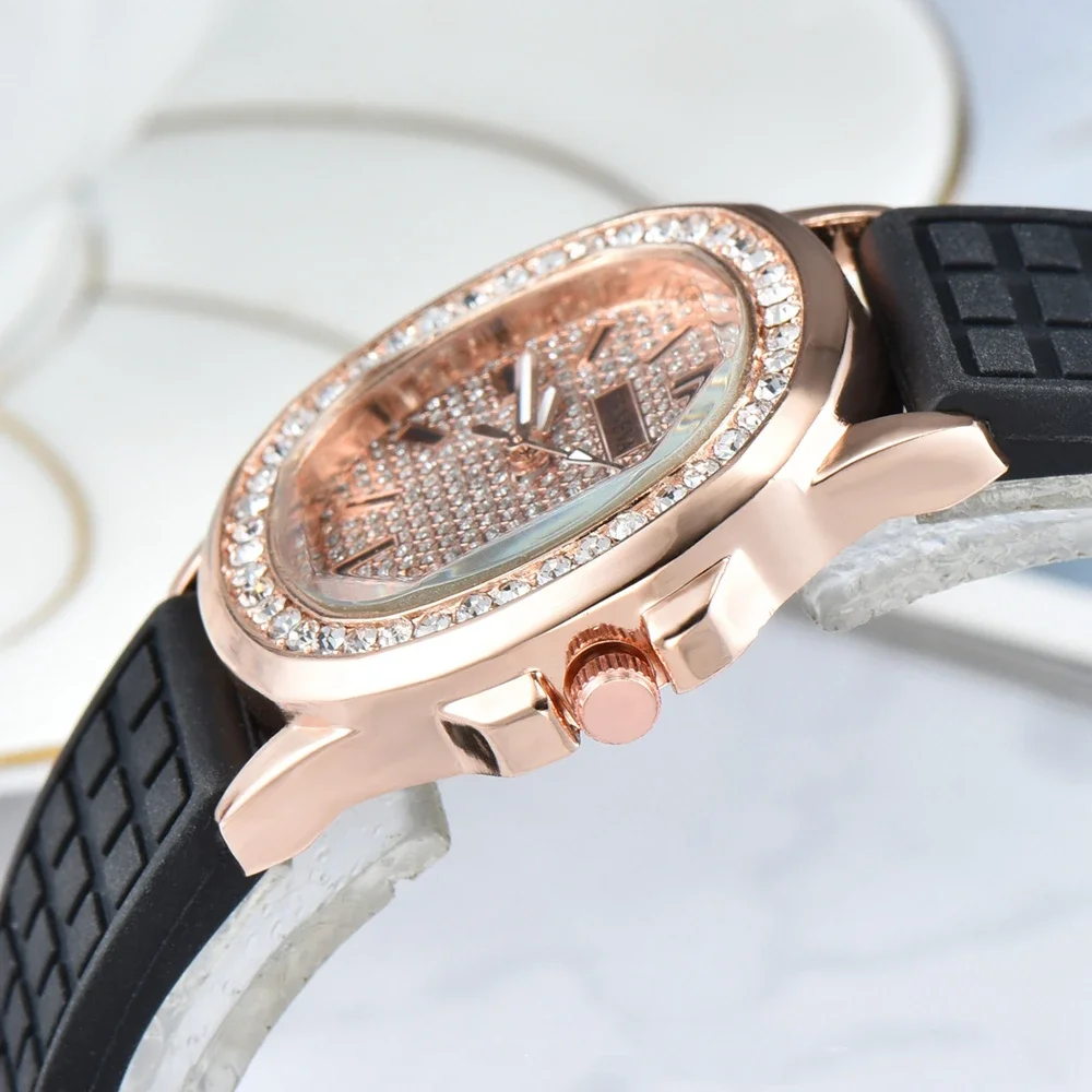 New Women's Simple Diamond Ring Lady Quartz Watch Light Luxury Silicone Strap Girl College Student Fashion Wristwatch