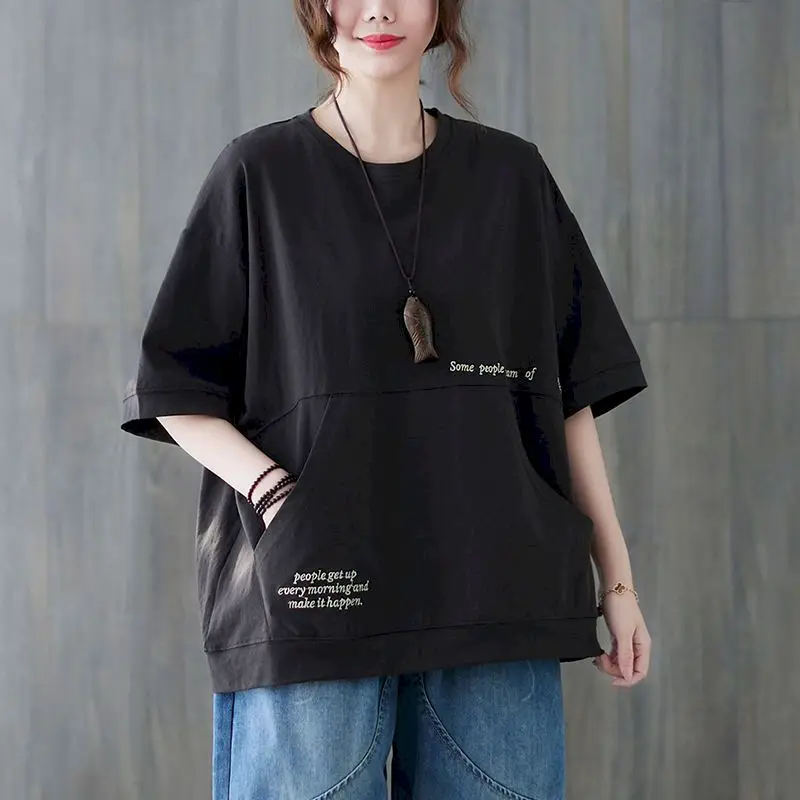 98% Cotton T Shirts Women Fashion Embroidery Literary Oversized T-shirt Casual Loose Short Sleeve Pullover Pocket Tshirt Summer