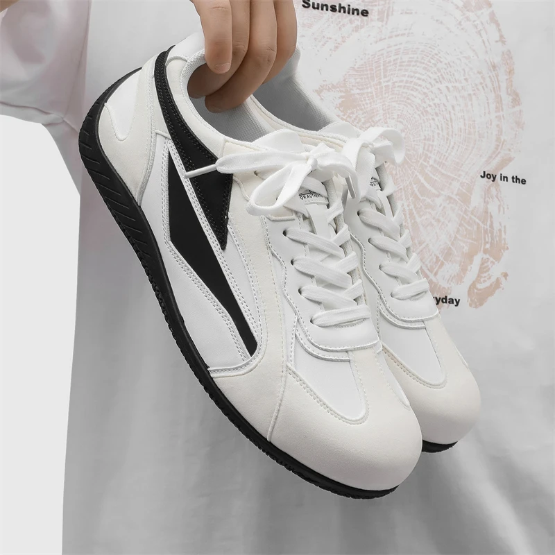 

​2025 Viral Street Shoes– Edgy Skate Shoes, Retro American Style, Thick Sole, Casual & Fashionable, Hiking-Friendly