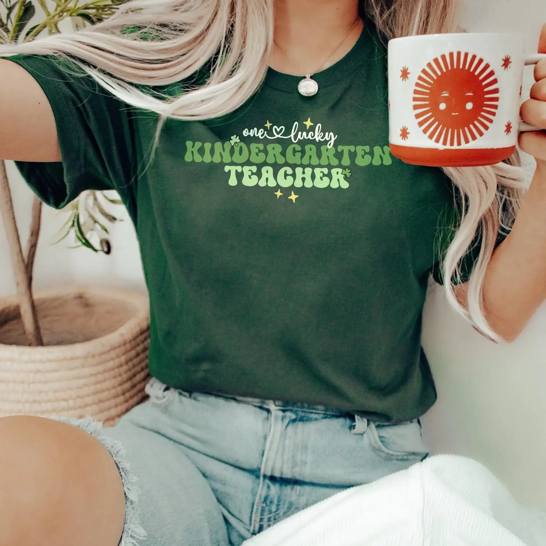 

One Lucky Kindergarten Teacher T Shirt Retro Team