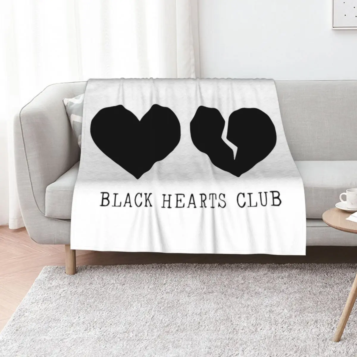 

yungblud black hearts club Throw Blanket Sofa Bed linens Bed Soft Big Blankets