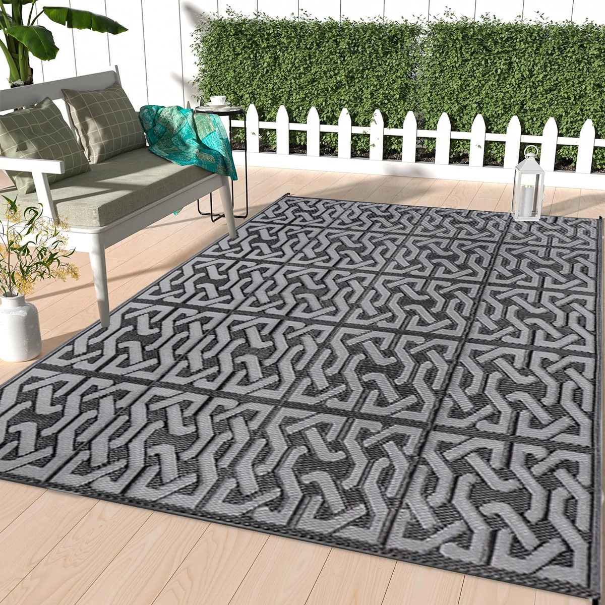 

Double-Sided Outdoor Waterproof Reversible Mats Plastic Straw Patio Rugs PP Material Double Layer Woven Carpet Family Picnic Mat