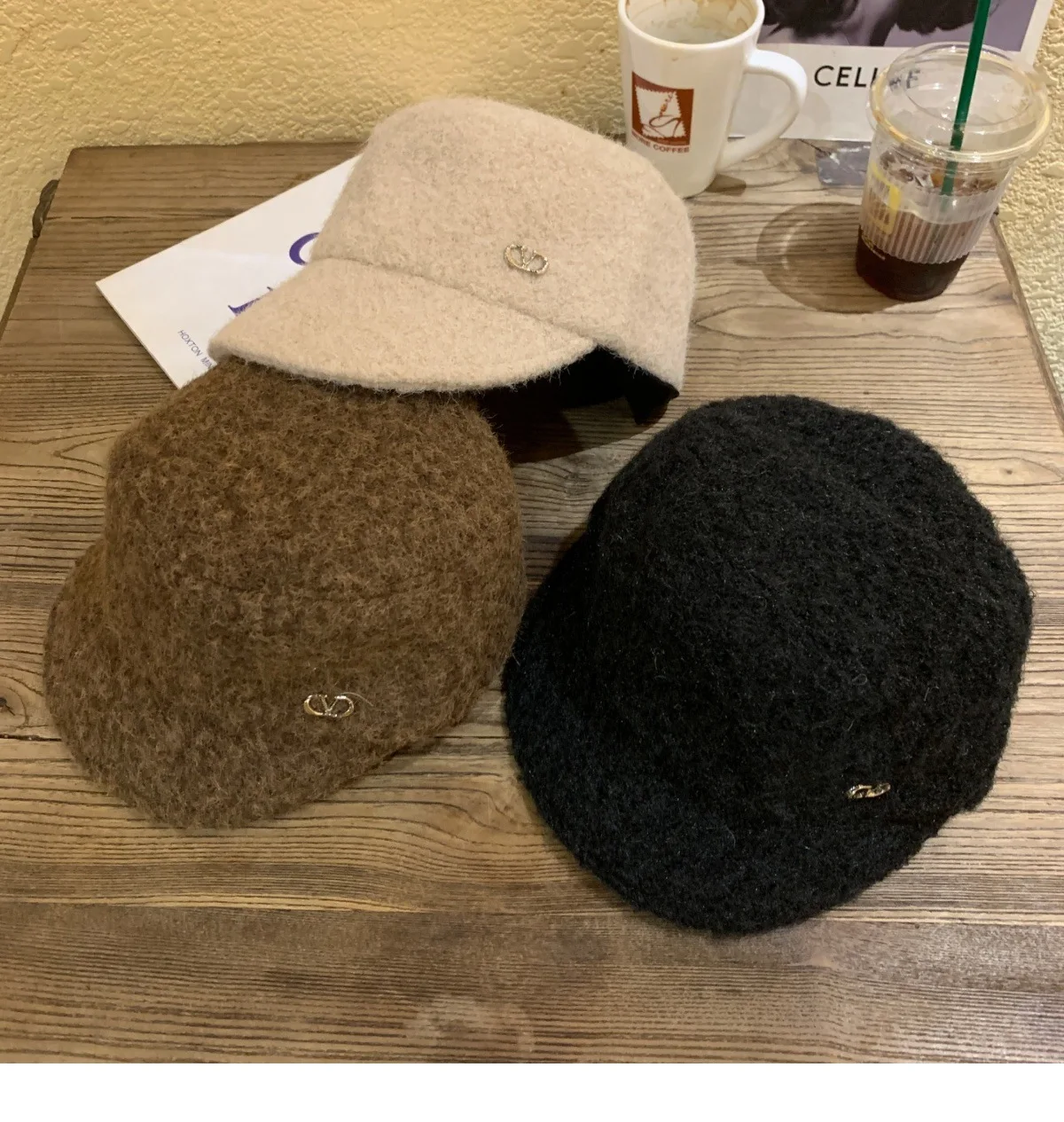 الشتاء بلون فالت قبعات البيسبول للنساء قبعة لينة دافئة أنيقة عادية في الهواء الطلق شعار معدني لطيف قبعات للحماية من الشمس للإناث