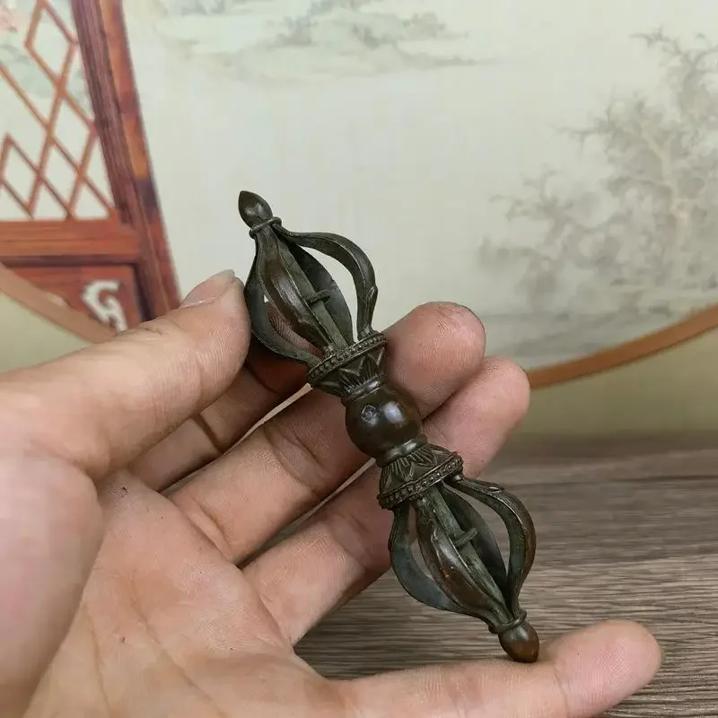 1 Stück Tibetischer Fünfsträngiger Dorje Vajra Bronzefarbener Antik-Look Stößel Religiöse Heimdekoration Geschnitzte Statue Buddhistische Kunstdekoration – Detail 4
