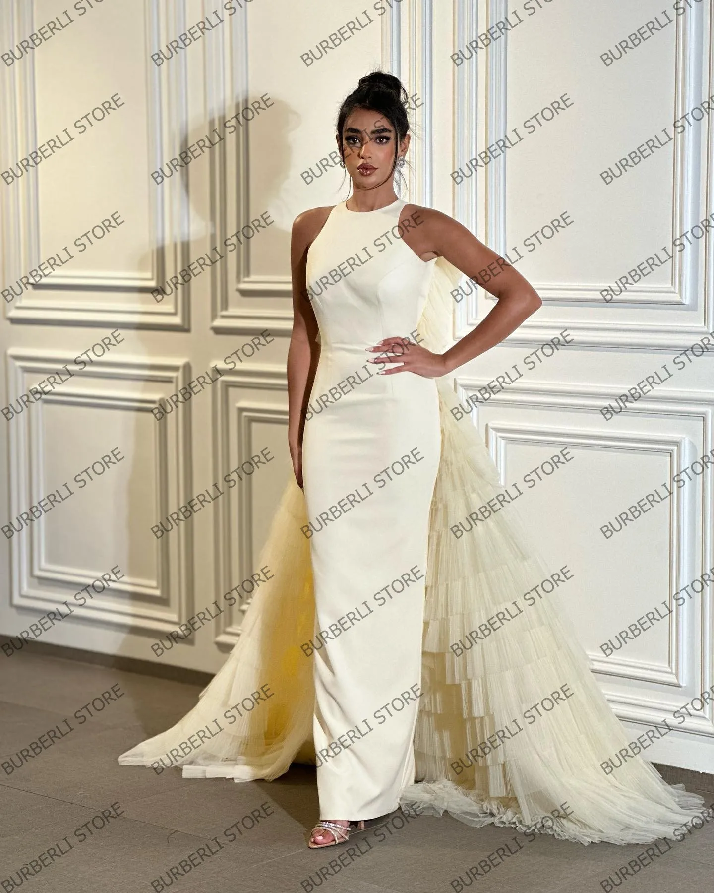 Abito da festa da ballo in rete con volant unici Abiti da sera a sirena in raso con scollo a O carino Abiti da spettacolo per celebrità senza maniche lunghi fino al pavimento