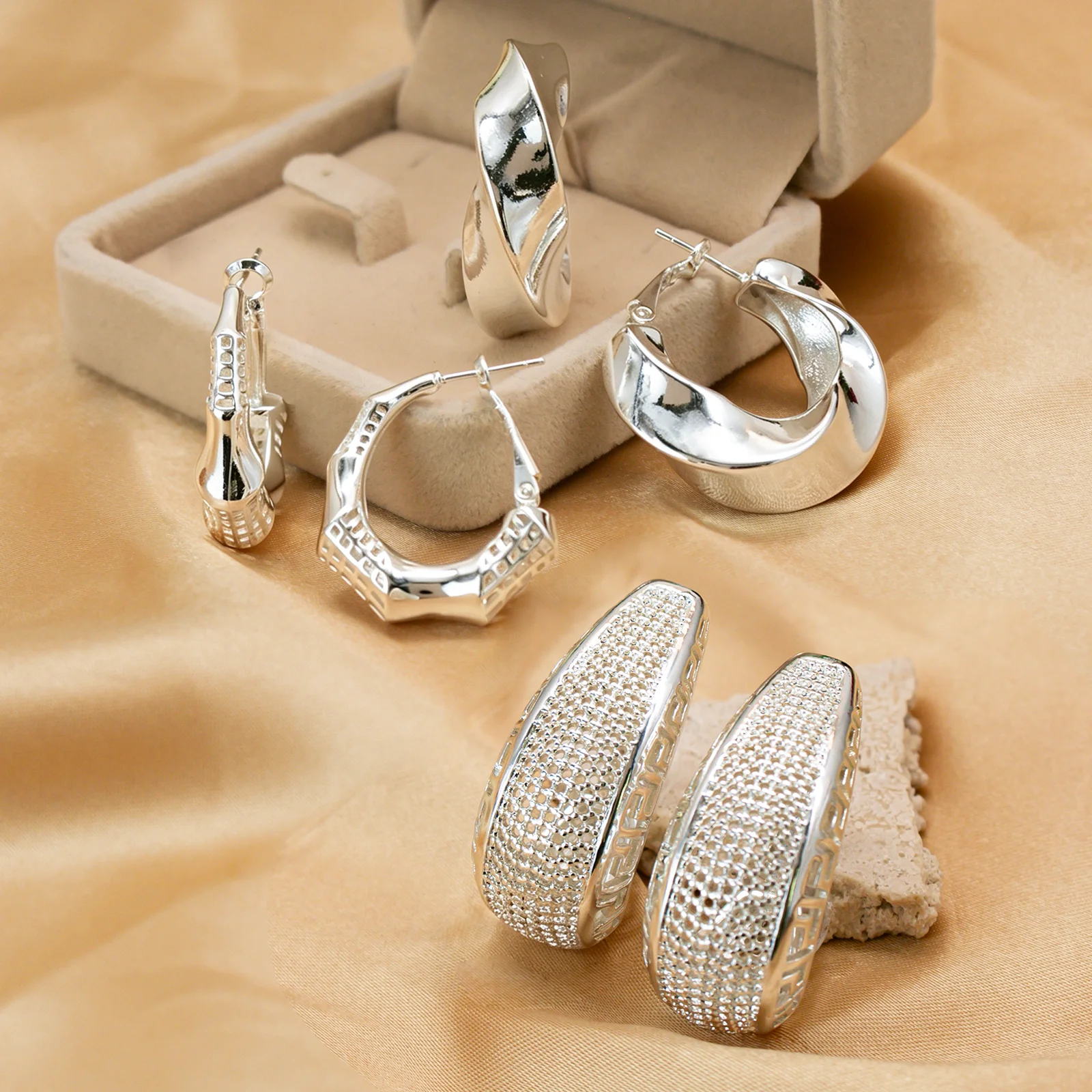 YTJX Silberfarbener Tropfenohrring für Frauen, exquisiter Twist-Ohrring, modischer, ausgehöhlter Schmuck, Geburtstagsgeschenk, 2026, trendig, neu