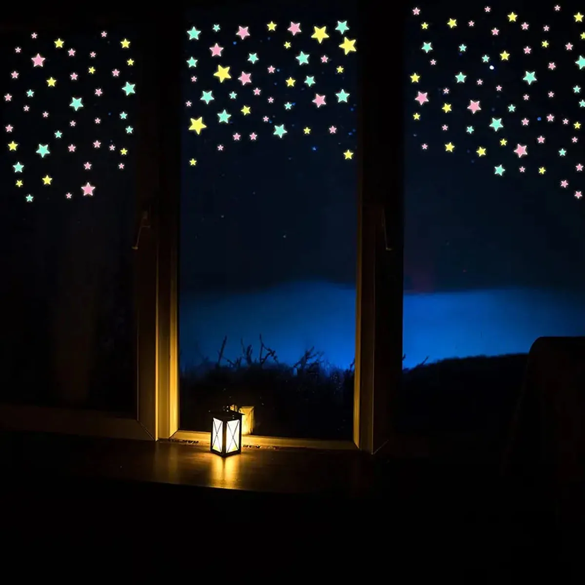 نجوم لاصقة على الحائط مضان مضيئة، عصا مضيئة على شكل نجوم، عصا حائط بلاستيكية متوهجة، مسكن الغرفة