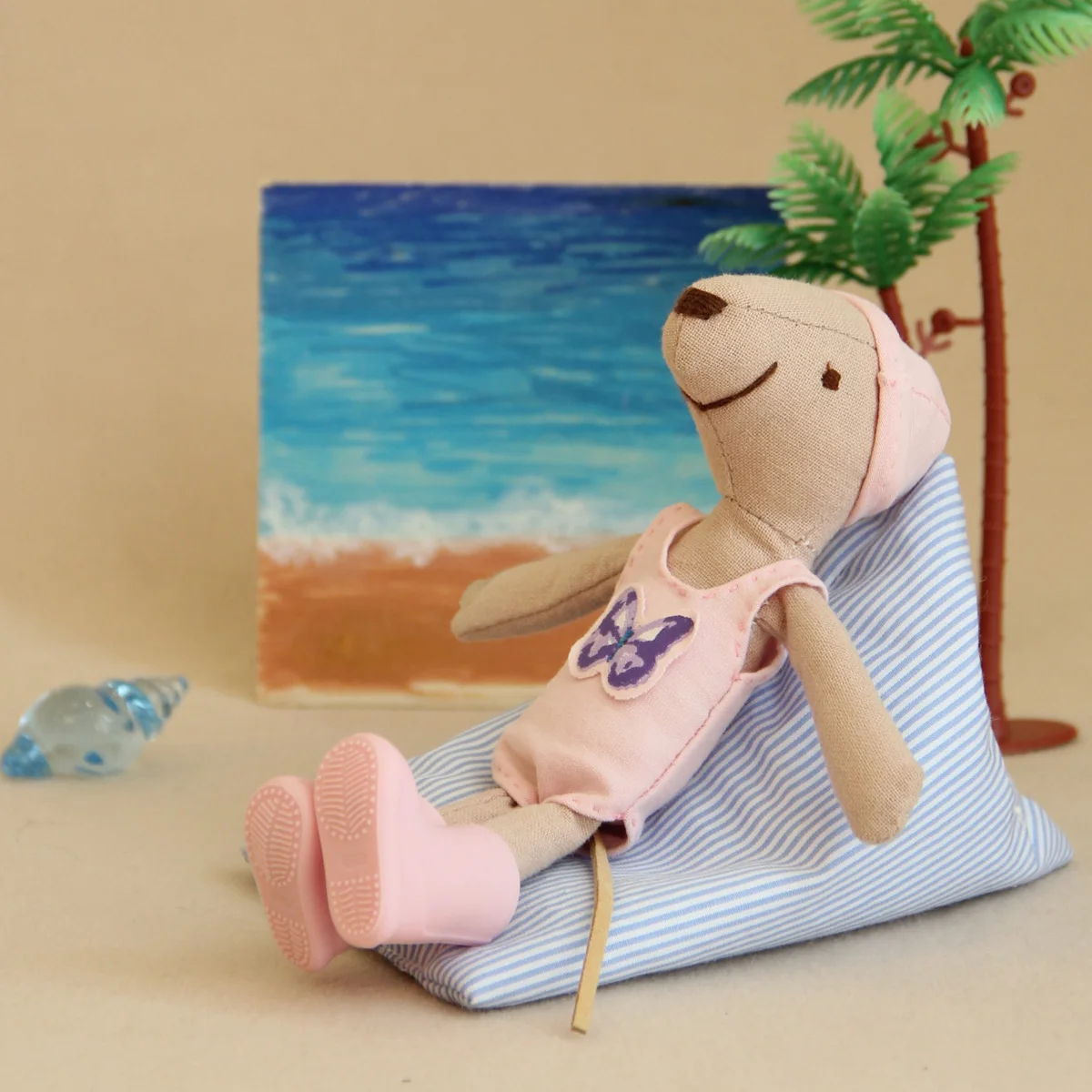 1:12 Miniature Realistic Silicone Rain Boots Suitable for Mini House Decoration