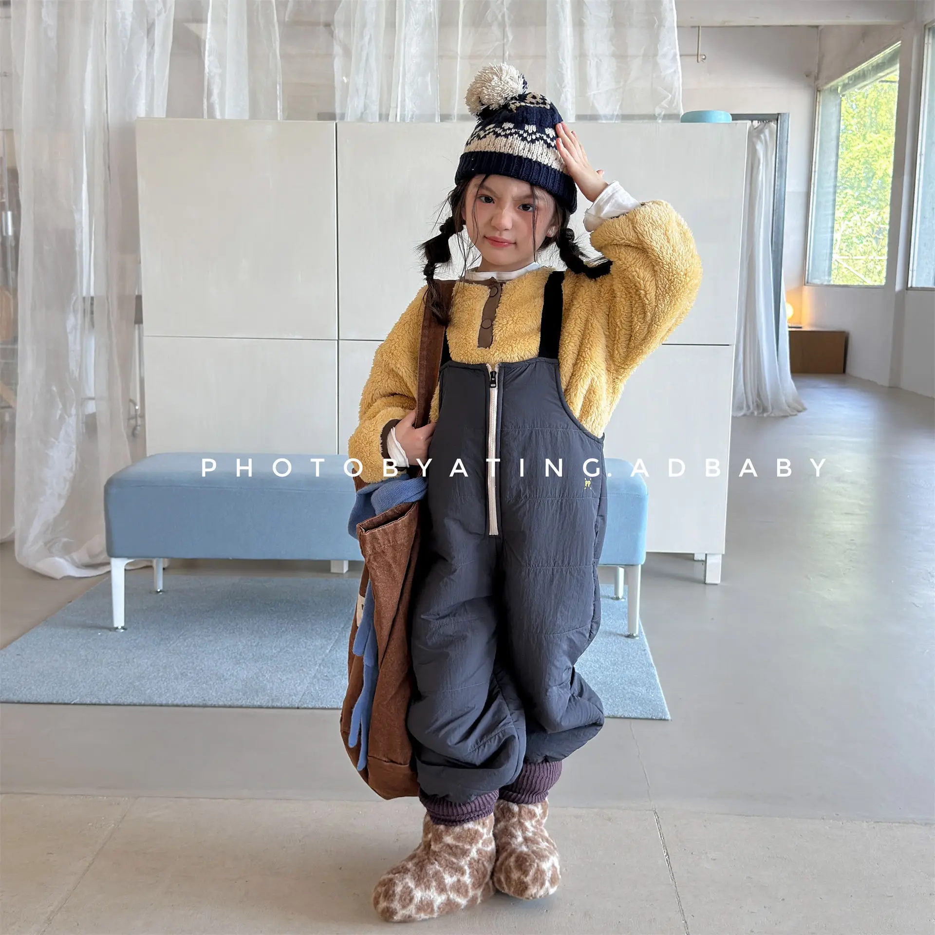 2026 Winter New Children Lamb Fleece Overalls Boys Girls Plus Velvet Thick Strap Pants Kids Warm Casual Pants Baby Overalls