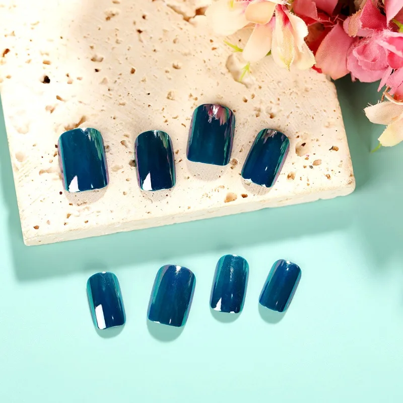 24 stuks korte kunstnagels met lijm vierkante lijm op nagels metallic kant-en-klare kunstmatige nepnagel meisjes druk op nagels met lijm