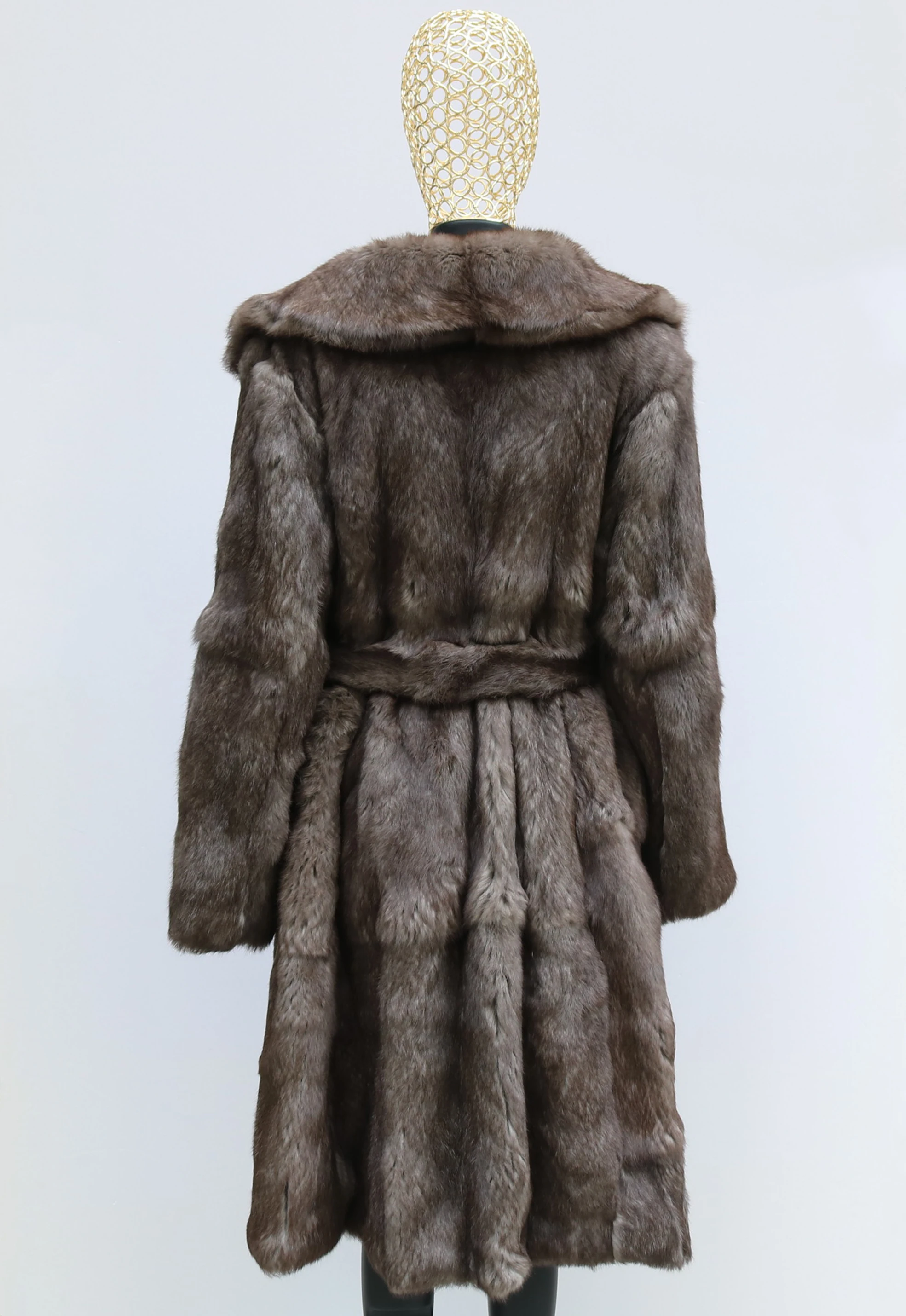 ผู้หญิงของแท้ธรรมชาติขนสัตว์กระต่ายจริงเสื้อแจ็คเก็ตแฟชั่นสุภาพสตรี Outwear กับเข็มขัดที่กําหนดเองใดๆขนาด