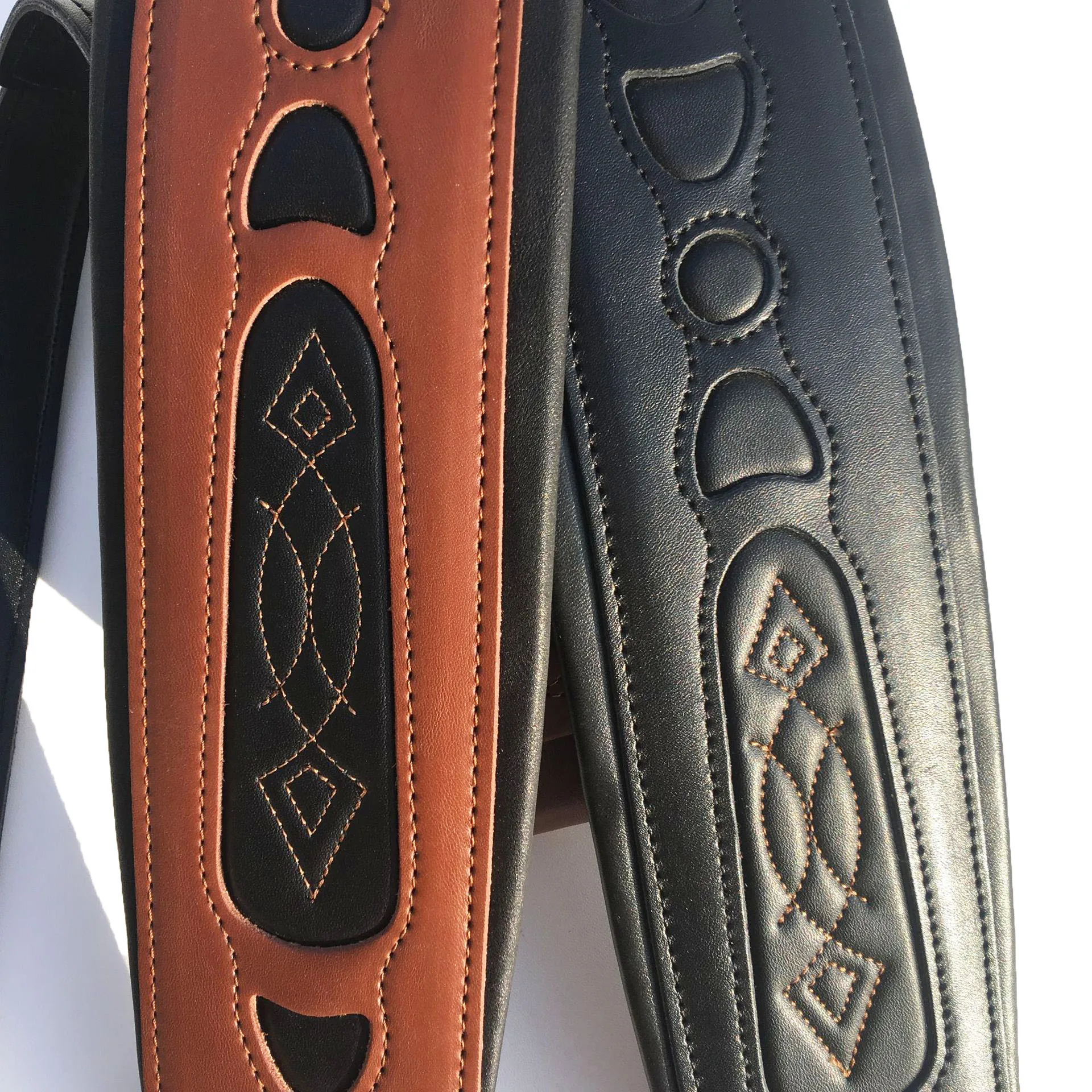 Adjustable Leather Guitar Strap Soft Widen Thicken Durable Shoulder Belt for Electric Acoustic Bass Wooden Guitar 2 Color Option