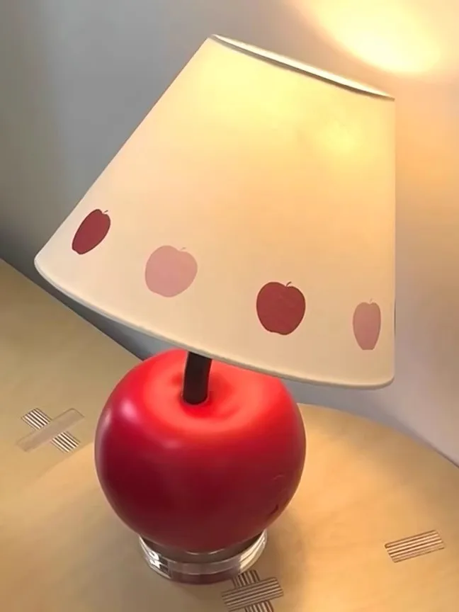 Atmosphere night light crooked Apple new cute creative red wedding table lamp bedroom bedside lamp