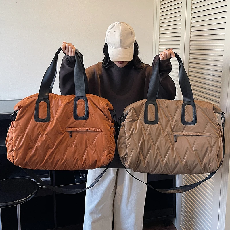 حقيبة سفر نسائية عصرية، سعة كبيرة، حقيبة يد نسائية شتوية، مناسبة لليوجا الرياضية والسفر والسفر اليومي وما إلى ذلك