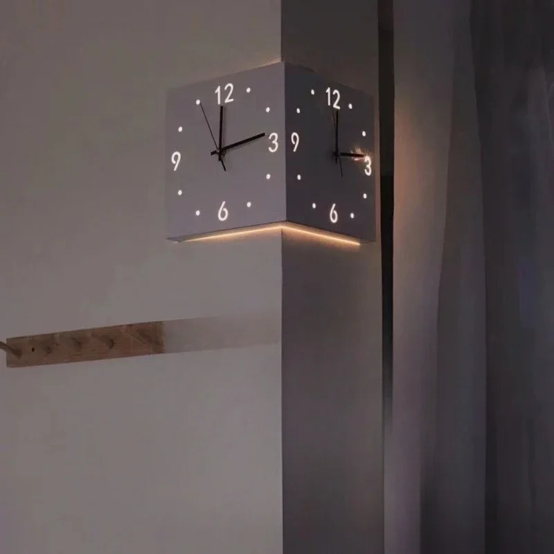 Wind corner clock double-sided wall clock, creative living room, simple and modern two-sided wall clock, free punching
