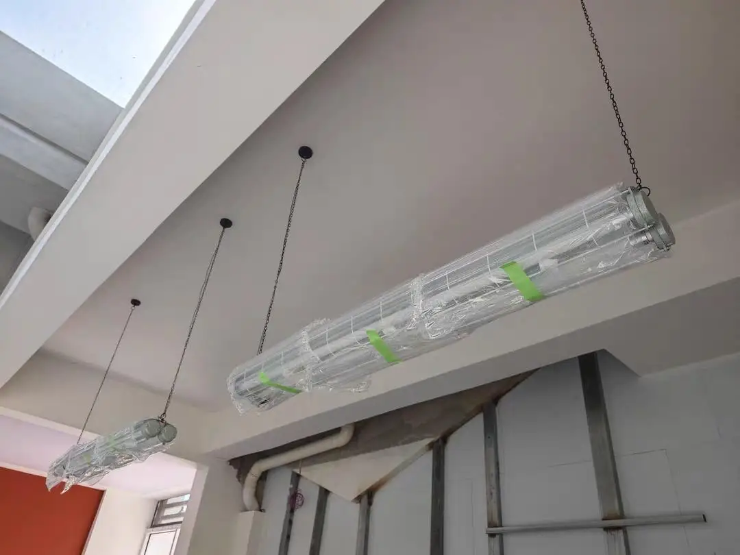 Artisan Glass Linearity Chandelier