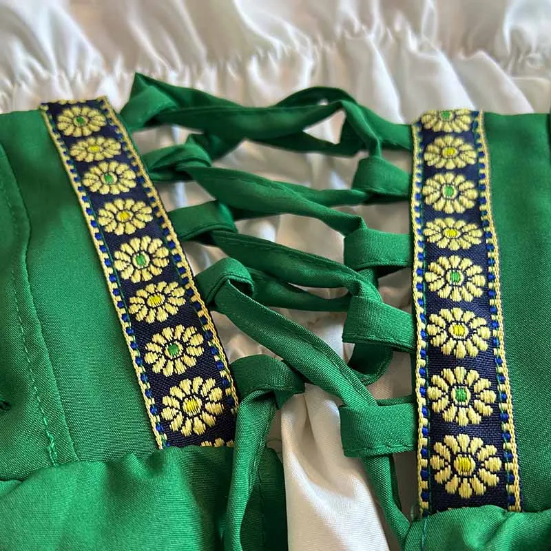 Girls Medieval Vintage Renaissance Princess Victorian Costume Flare Sleeve Court Princess Dress for Kids Halloween Carnival