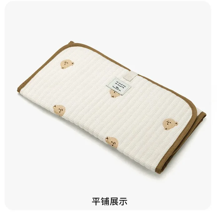 Penutup Bantalan Ganti Bayi Baru Lahir Portabel In Alas Ganti Popok Bayi Beruang Bunga Lucu Korea Wadah Tisu Tahan Air Dapat Dilipat