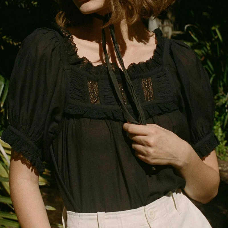 ΠΠ΅Π½ΡΠΊΠ°Ρ Π»Π΅ΡΠ½ΡΡ ΠΌΠΈΠ»Π°Ρ ΡΡΡΠ±ΠΎΠ»ΠΊΠ° Ρ ΠΏΡΡΠ½ΡΠΌΠΈ ΡΡΠΊΠ°Π²Π°ΠΌΠΈ Π² ΡΡΠΈΠ»Π΅ Babydoll Fairycore, ΠΎΠ±ΠΎΡΠΊΠ° Ρ ΠΊΡΡΠΆΠ΅Π²Π½ΠΎΠΉ ΠΎΡΠ΄Π΅Π»ΠΊΠΎΠΉ, ΠΏΠΎΠ»ΡΠΏΡΠΎΠ·ΡΠ°ΡΠ½Π°Ρ ΠΏΠ»ΠΈΡΡΠΈΡΠΎΠ²Π°Π½Π½Π°Ρ ΡΡΠ±Π°ΡΠΊΠ° Ρ Π±Π°ΡΠΊΠΎΠΉ, ΠΏΠ»ΡΠΆΠ½ΡΠΉ ΡΠΎΠΏ Π² ΡΡΠΈΠ»Π΅ Π±ΠΎΡ
ΠΎ ΠΠ΅Π½ΡΠΊΠ°Ρ Π»Π΅ΡΠ½ΡΡ ΠΌΠΈΠ»Π°Ρ ΡΡΡΠ±ΠΎΠ»ΠΊΠ° Ρ ΠΏΡΡΠ½ΡΠΌΠΈ ΡΡΠΊΠ°Π²Π°ΠΌΠΈ Π² ΡΡΠΈΠ»Π΅ Babydoll Fairycore, ΠΎΠ±ΠΎΡΠΊΠ° Ρ ΠΊΡΡΠΆΠ΅Π²Π½ΠΎΠΉ ΠΎΡΠ΄Π΅Π»ΠΊΠΎΠΉ, ΠΏΠΎΠ»ΡΠΏΡΠΎΠ·ΡΠ°ΡΠ½Π°Ρ ΠΏΠ»ΠΈΡΡΠΈΡΠΎΠ²Π°Π½Π½Π°Ρ ΡΡΠ±Π°ΡΠΊΠ° Ρ Π±Π°ΡΠΊΠΎΠΉ, ΠΏΠ»ΡΠΆΠ½ΡΠΉ ΡΠΎΠΏ Π² ΡΡΠΈΠ»Π΅ Π±ΠΎΡ
ΠΎ