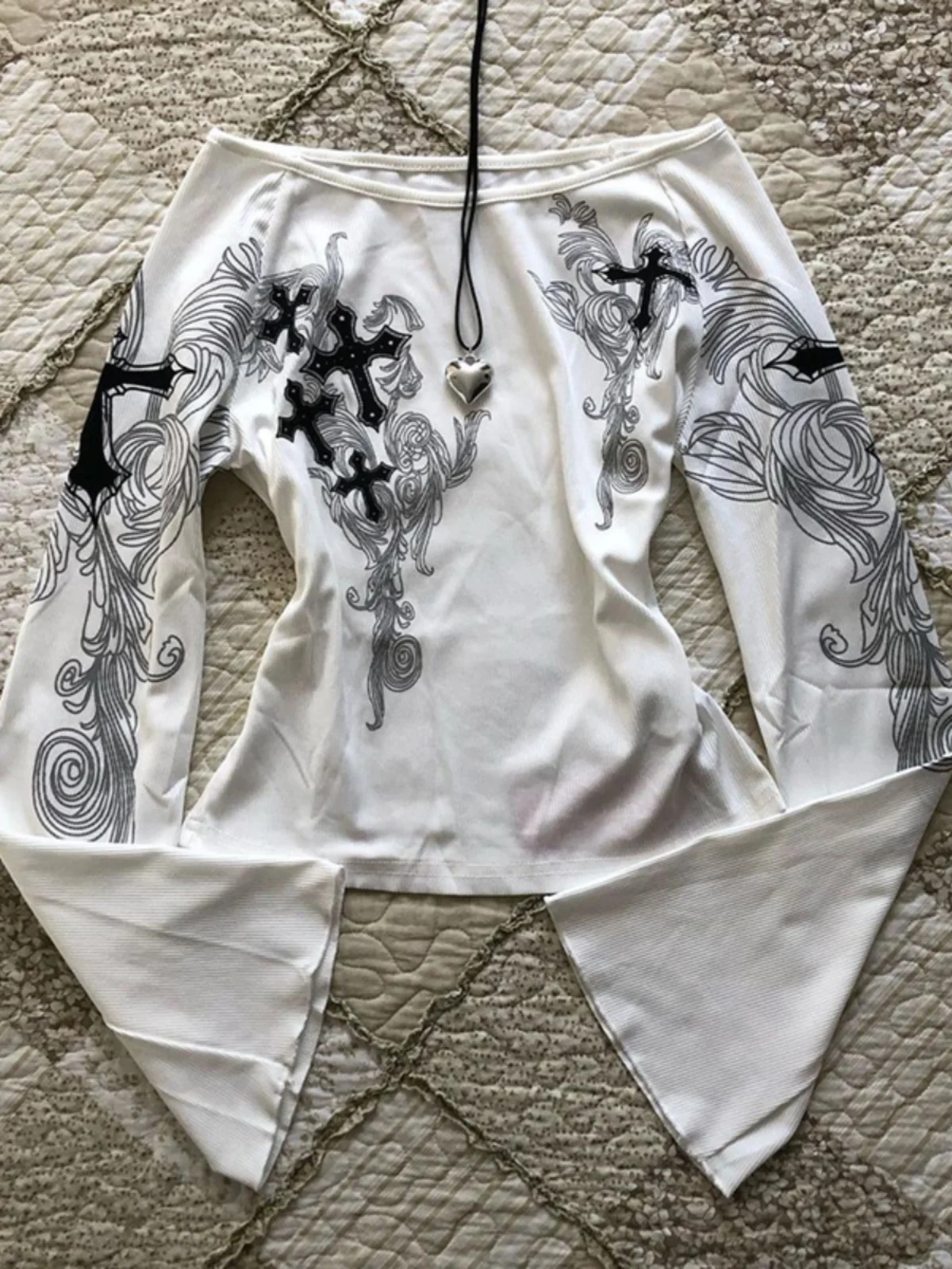 BaoYao Girl Original White One-Shoulder T-Shirt Women Early Autumn Bell-Sleeve Design Sensation American Print Top