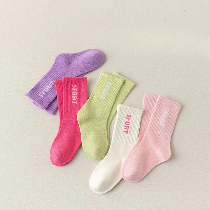 Five Pairs Spring and Autumn Children Fashion Print Cute Students Solid Color Comfortable Breathable Sports Mid-tube Socks