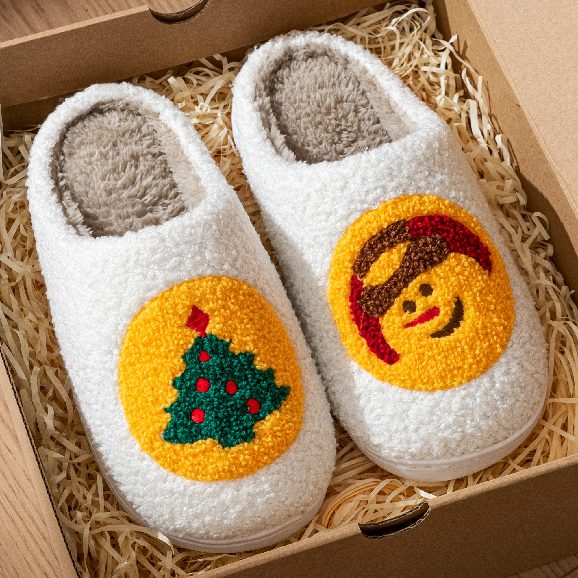 Women Christmas Closed Toe Fuzzy Slippers Cute Snowman Xmas Tree Pattern Fluffy Plush Non Slip Sole Warm Winter Indoor Shoes - view 4