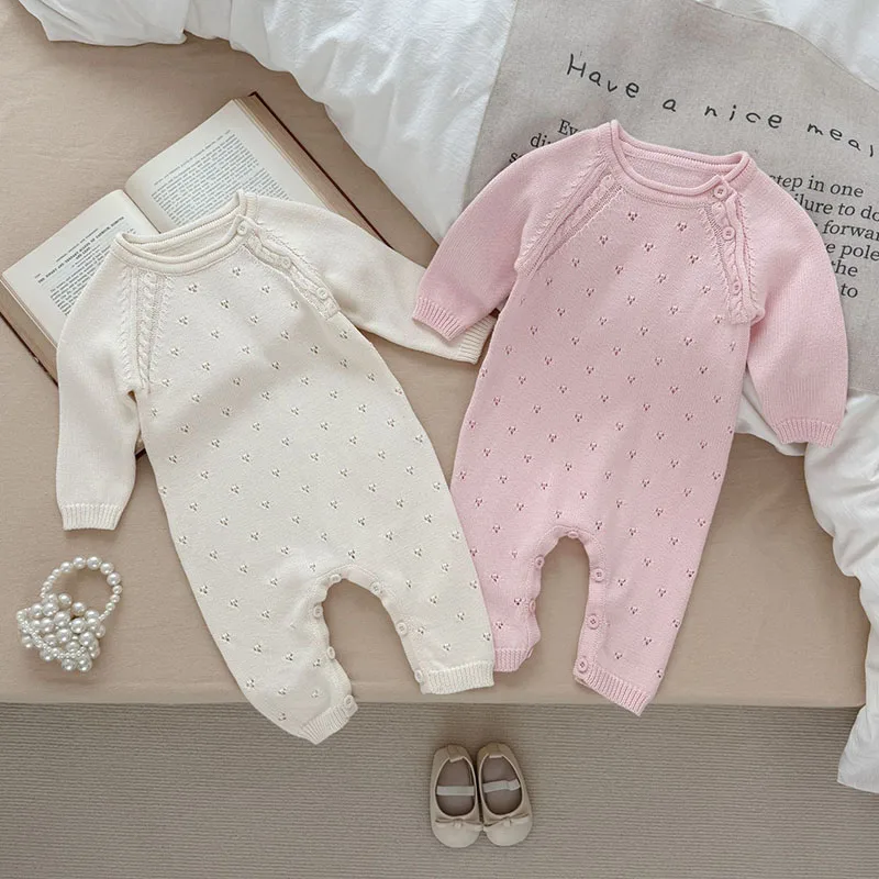 

2025 New Autumn 0-24M Newborn Baby Girls Knitted Bodysuits Long Sleeved Solid Color Knitted Infant Baby Girls Knitted Jumpsuit