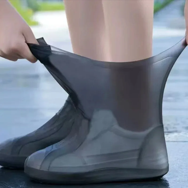 Tampas impermeáveis de sapatos de látex antiderrapantes reutilizáveis, bota de chuva resistente ao desgaste, botas para exterior, dia chuvoso, 1 par, 5 pares