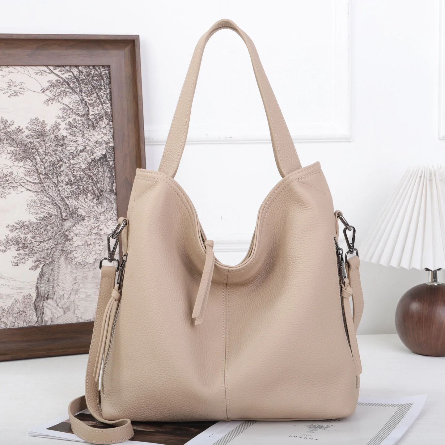 

Genuine Grade Cow Leather Women's Shoulder Crossbody Large Bag Luxury Designer Brand Ladies Fashion Handbag for Woman Tote New