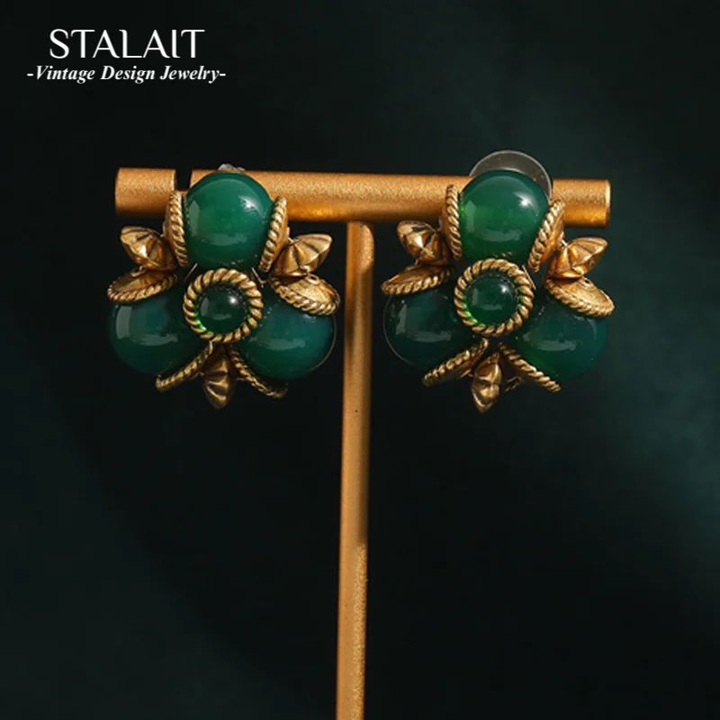 

Vintage Emerald Green Natural Stone Three Ball Stud Earrings for Woman Luxury Triangle Gold Color Leaf Antique Jewelry Mum Gift
