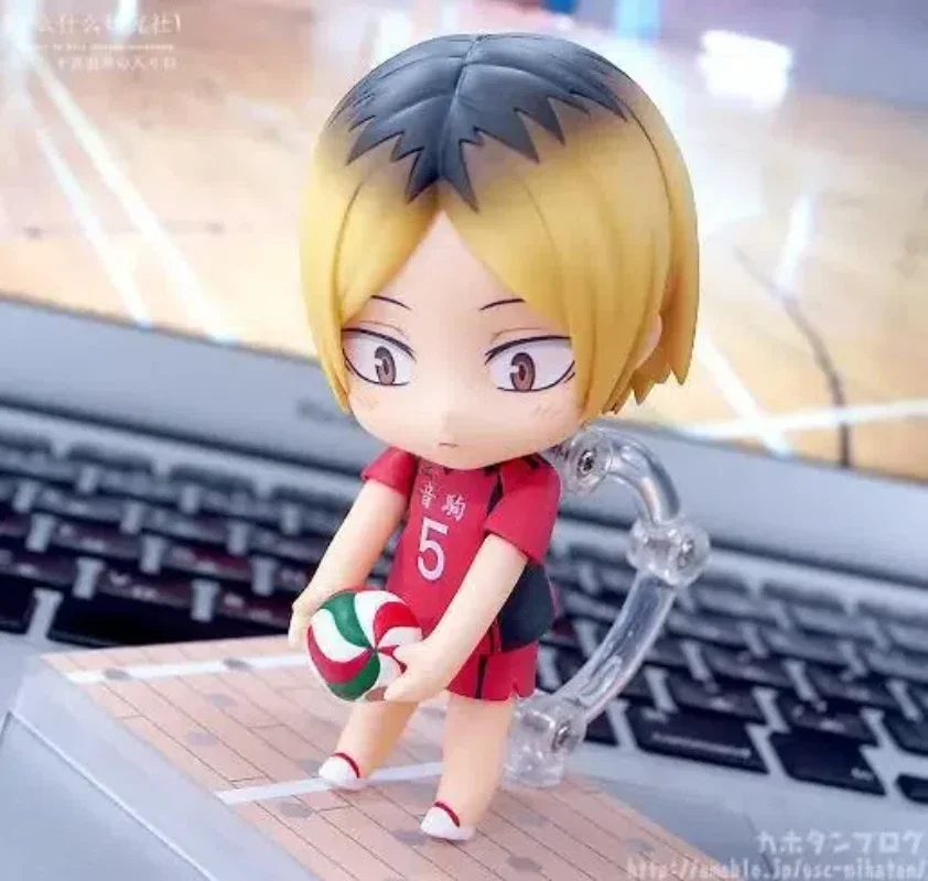 10 سنتيمتر أنيمي Haikyuu Kozume Kenma Q نسخة kawaii المشتركة استبدال عمل أرقام بولي كلوريد الفينيل نموذج تمثال زخارف مكتب دمية لعبة الهدايا