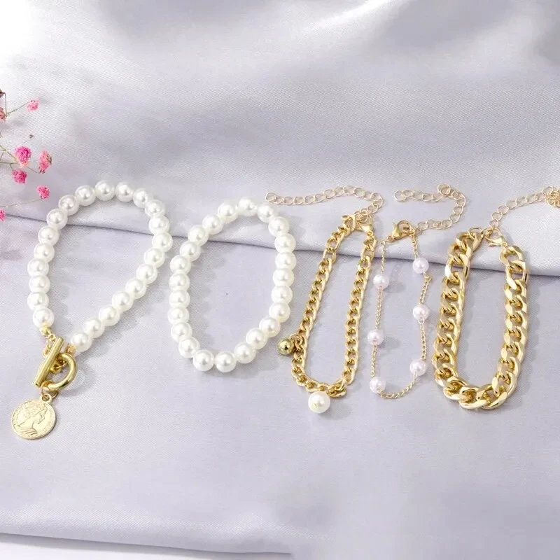 بوهو موضة أساور للنساء خمر هندسية تقليد اللؤلؤ رأس الإنسان عملة قلادة الذهب اللون مجوهرات هدية ل فيما