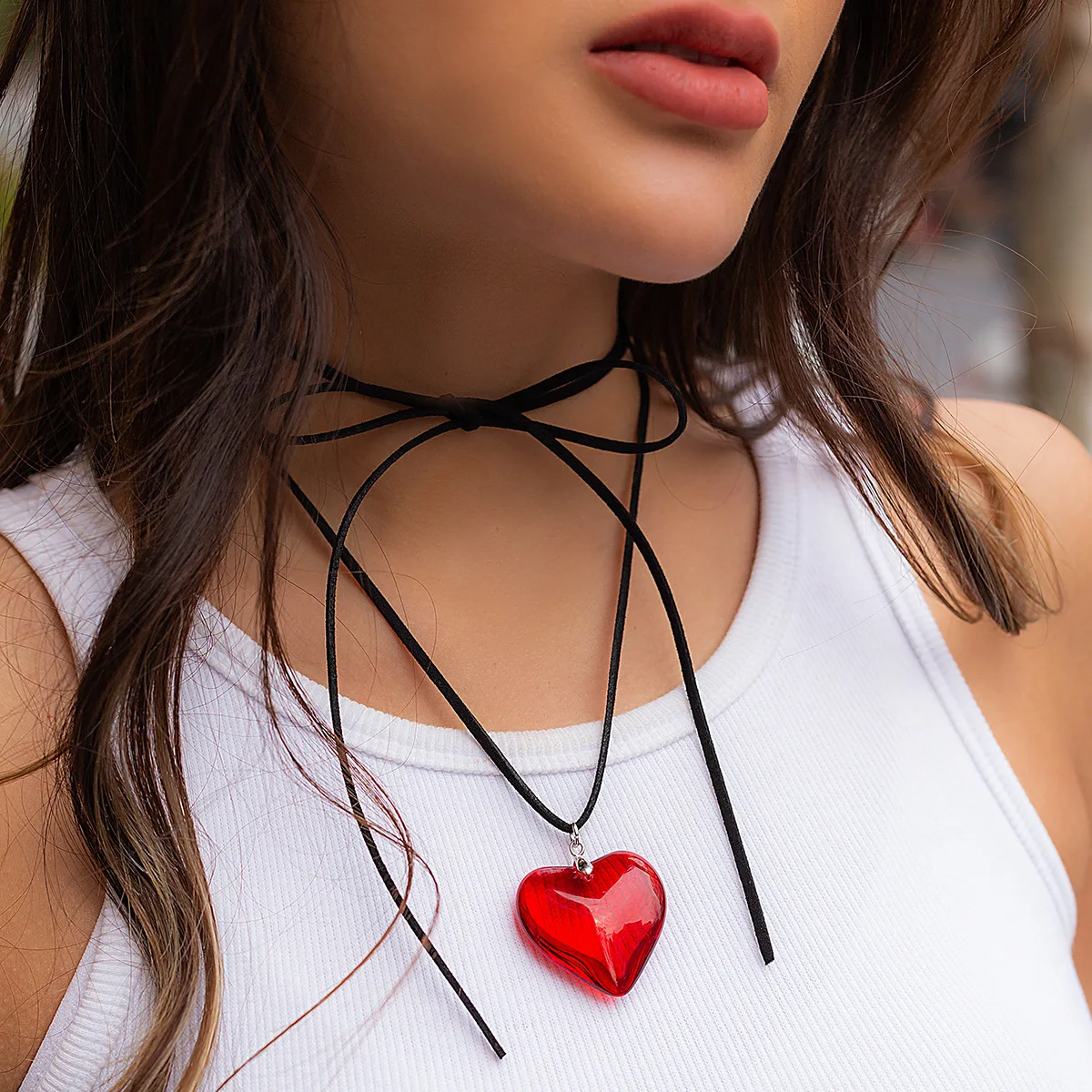 Chunky Puffy Heart Choker Necklace Gifts for Women Teen Girls Big Heart Pendant Adjustable Velvet Leather Chain Heart Necklaces
