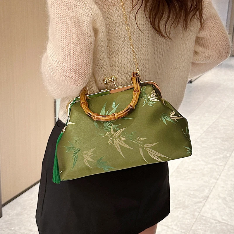 

New Fashion Ladies Embroidered Shoulder Bag Vintage Metal Handle Purse with Long Chain Strap Evening Party Clutch Handbag wallet