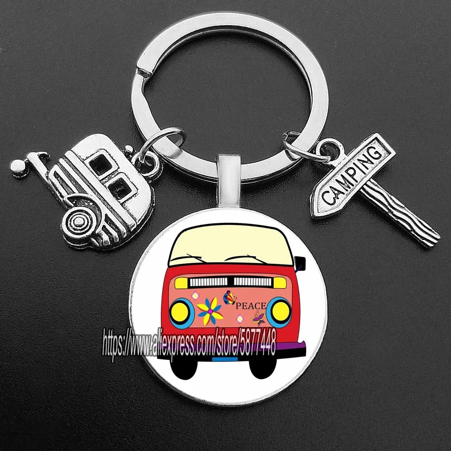 New Cute Camper Wagon Keychain for Kid, I Love Camping Keychain, Trailer Signpost Key Ring Gift for Vocation Travel Memorial