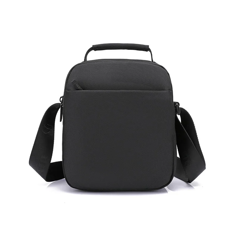 Casual Crossbody Bag with Adjustable Shoulder Straps Multiple Pockets Large Capacity Suitable for Daily and Commuting Use