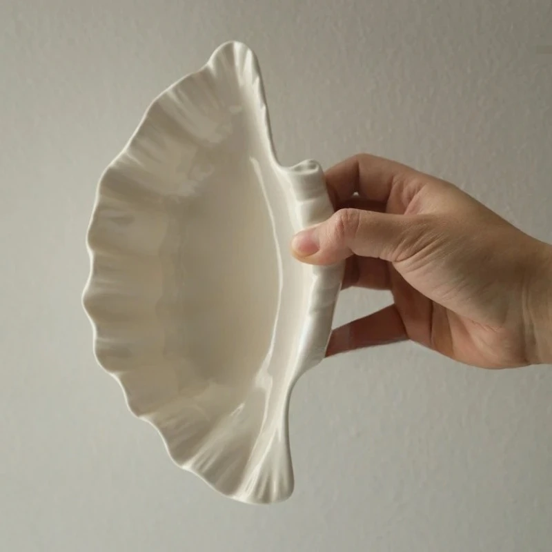 Plato de concha de crema, plato de cerámica Retro, plato para aperitivos de frutas, bandeja para cena, juego de platos, plato de almacenamiento de joyería, vajilla de regalo