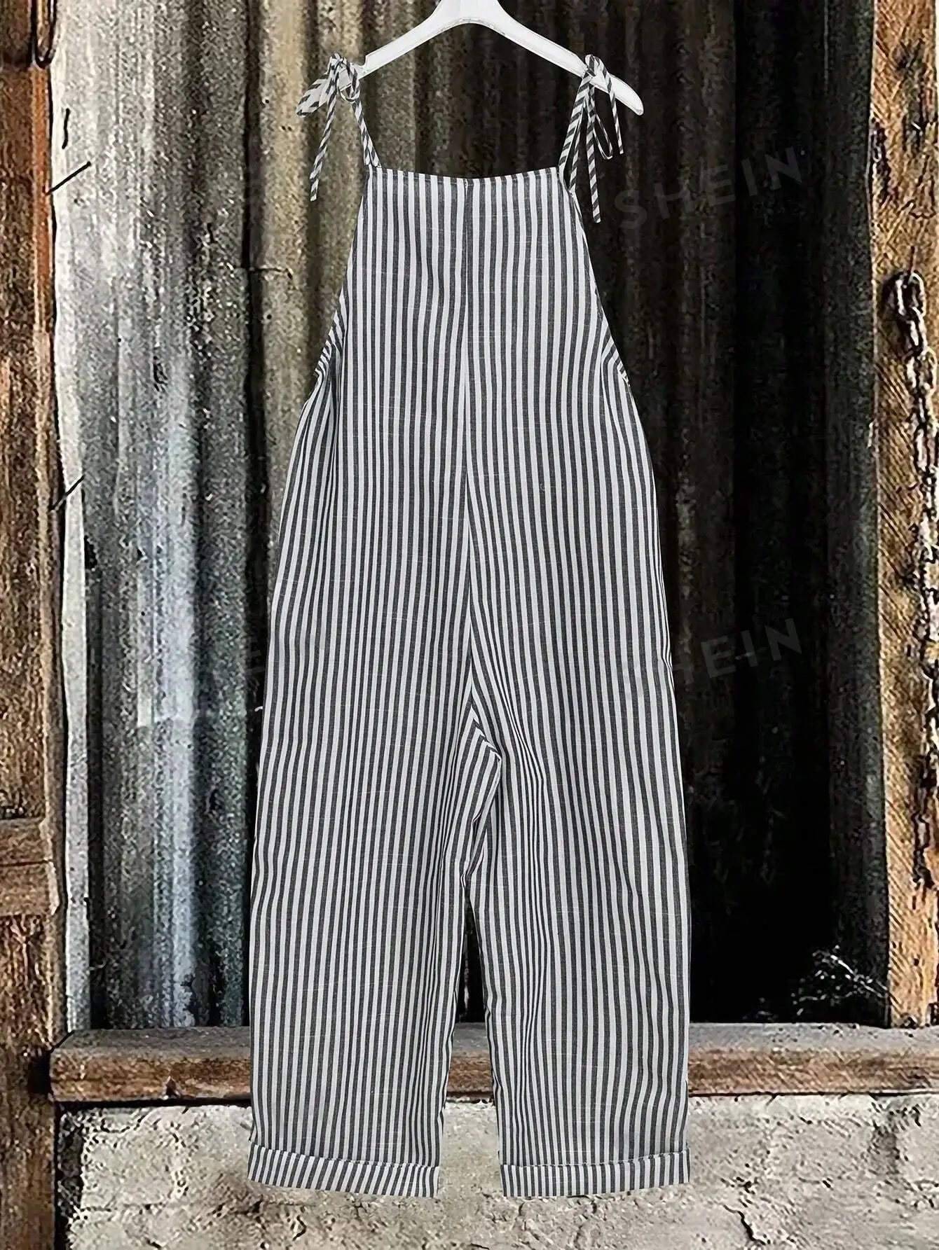 JORESS Women's Fashionable Striped Jumpsuit With Front & Mid Pockets And Waist Tie