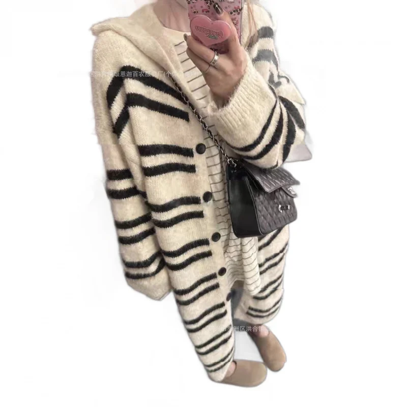 كوريا الجنوبية Dongdaemun الخريف جديد كسول فضفاض الصوف كتلة اللون مخطط مقنعين منتصف طول سترة مشغولة من الصوف المرأة #5