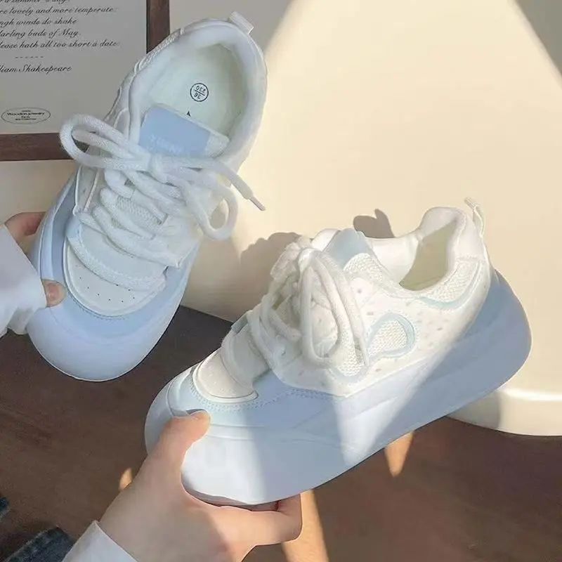 

Женская обувь Кроссовки на платформе Модельер Повседневная обувь На плоской подошве Уличные кроссовки высокого качества Трендовые теннисные туфли на шнуровке