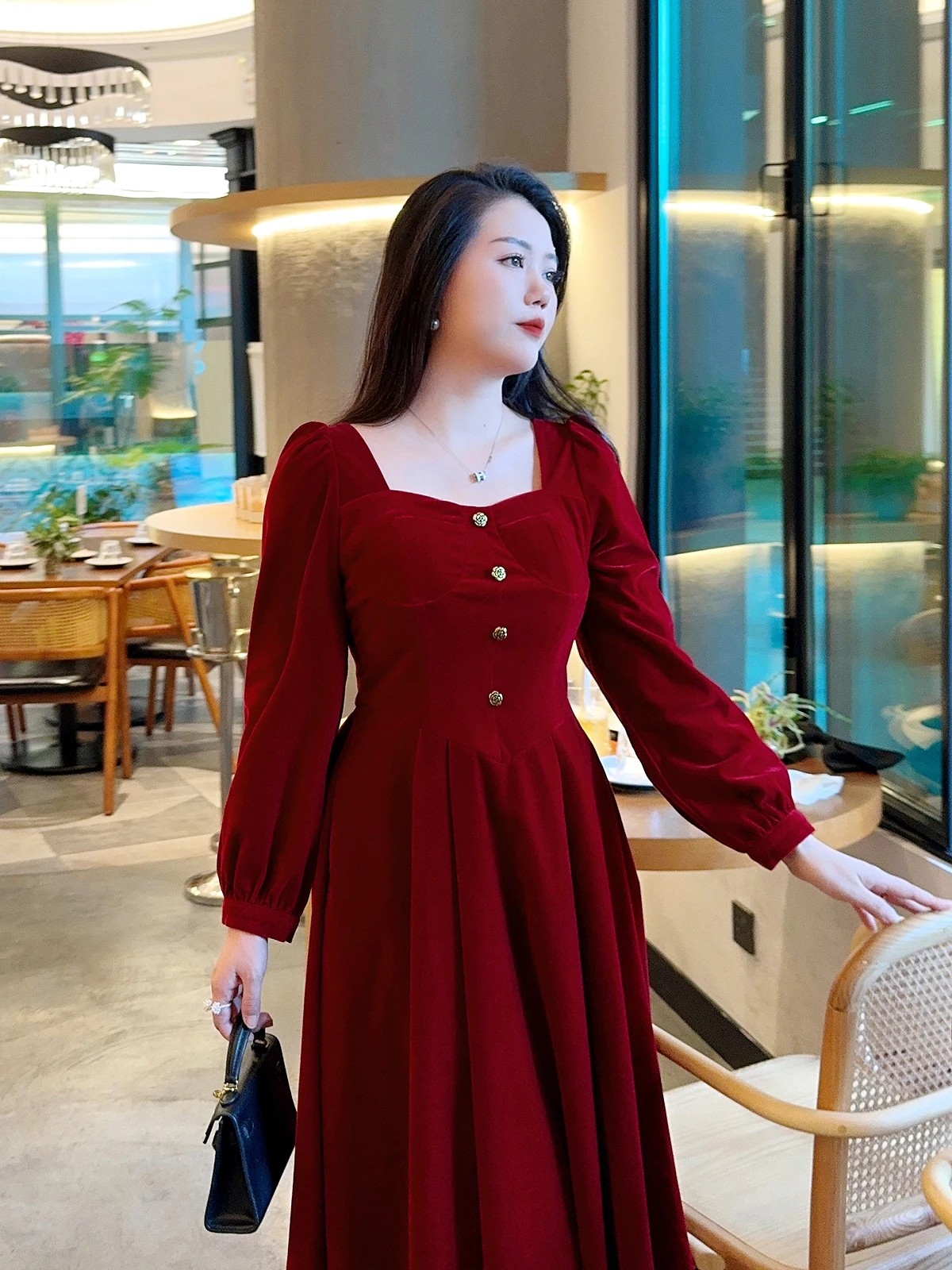 

Красное бархатное винтажное утягивающее платье для больших размеров, женская юбка трапециевидной формы с высокой талией, длинная юбка на пуговицах све, поездка на работу, ветер Dr