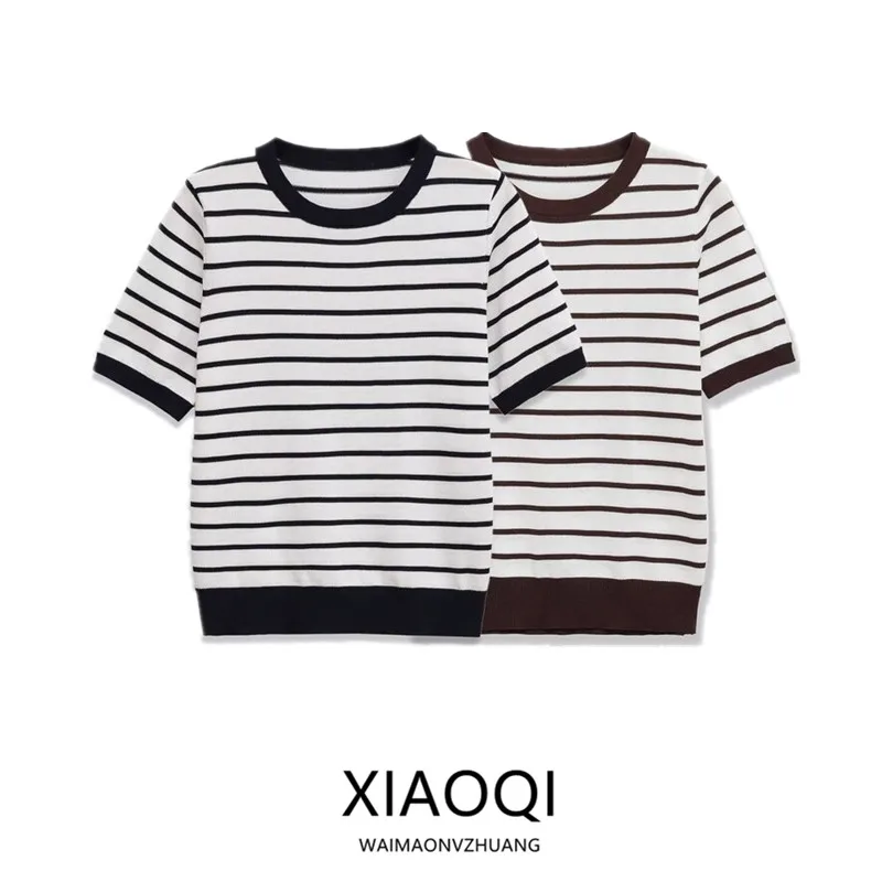 قميص نسائي أساسي بأكمام قصيرة محبوك برقبة مستديرة لصيف 2025، متعدد الاستخدامات وعصري، مصنوع من مزيج القطن والبوليستر يمتص الر...