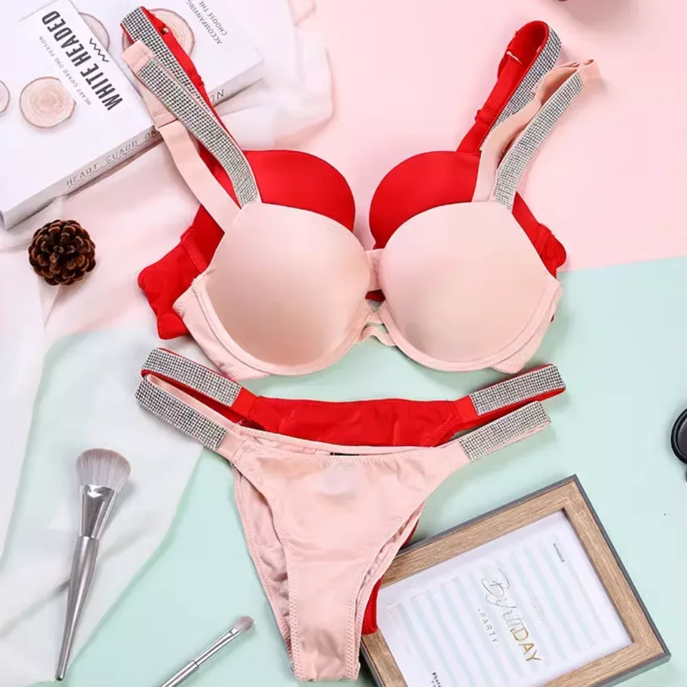 النساء الصدرية مجموعة ملابس داخلية مثيرة مقابل رفع البرازيلي واللباس الداخلي مجموعة رسالة الراين سراويل G سلسلة الوردي مجموعة الملابس الداخلية للمرأة
